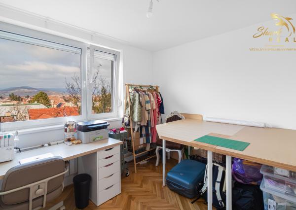 Váš nový domov s výhľadom na Karpaty – premyslený 4-izbový byt po kompletnej rekonštrukcii