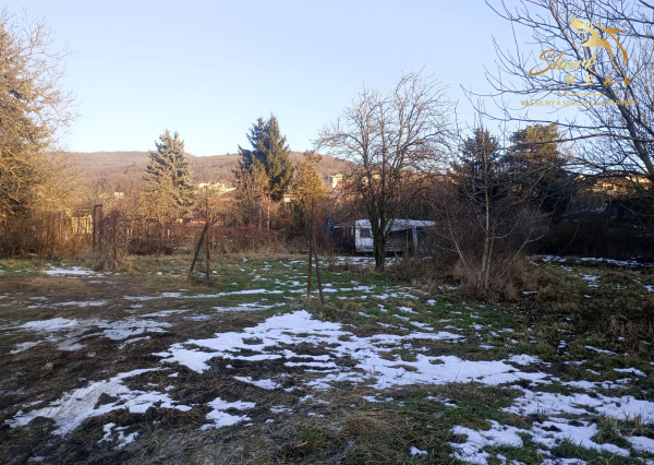 Na predaj rovinatý stavebný pozemok na Zobore