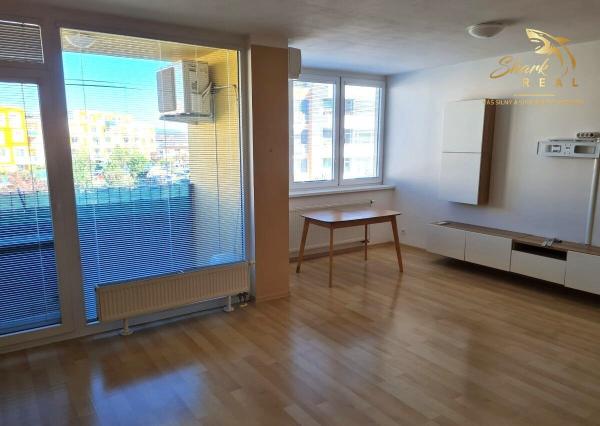 SVETLÝ a PRIESTRANNÝ 2i byt _ Prenájom_ Devínska nová Ves