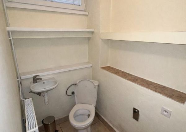 Na predaj: 3-izbový rodinný dom s veľkým pozemkom a rybníkom – len 6 km od Galanty!