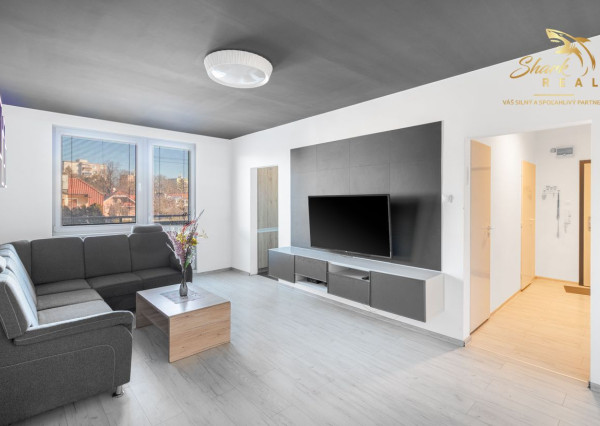 Krásny veľkometrážny zrekonštruovaný 2-izbový byt