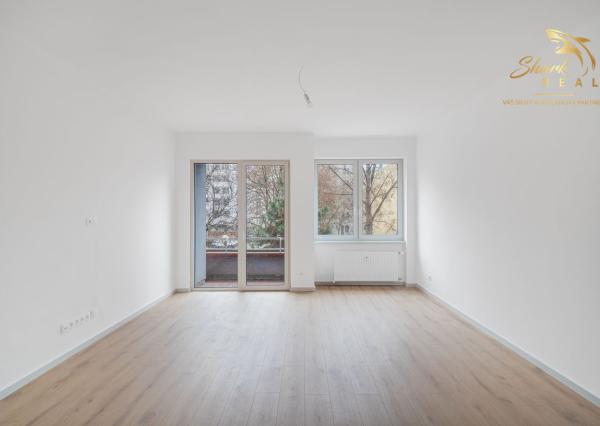 4i byt s otvorenou dispozíciou a 2 balkónmi v srdci Starého Mesta