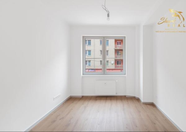 4i byt s otvorenou dispozíciou a 2 balkónmi v srdci Starého Mesta