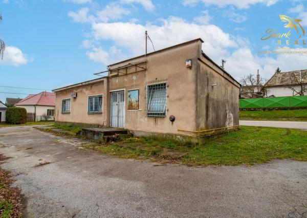 OBCHODNO - SKLADOVÝ PRIESTOR , kaviareň, potraviny alebo iné služby?