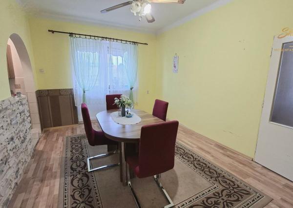 Na predaj pekný 3 - izbový rodinný dom v tichej lokalite - Hurbanovo