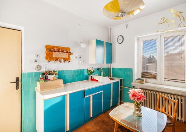 VÝRAZNE ZNÍŽENÁ CENA - Pekný rodinný dom neďaleko centra mesta