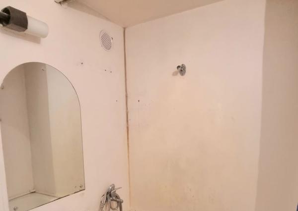 Na predaj 3-izbový byt na kompletnú rekonštrukciu 