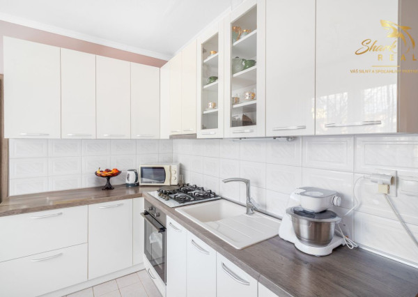 TOP lokalita, skvelá cena! Na predaj 3 izbový byt v Nových Zámkoch