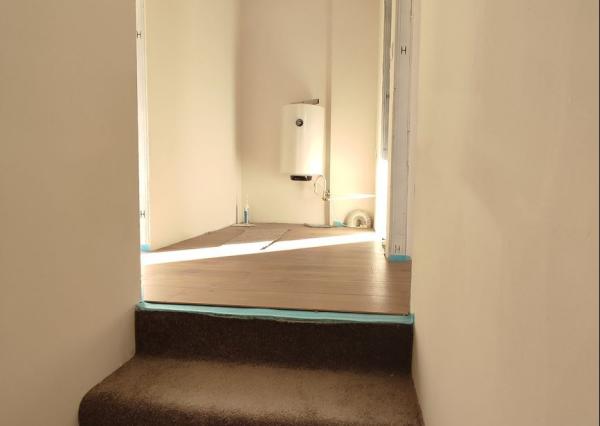 Byt v novostavbe so záhradou neďaleko tajchu Nová Baňa