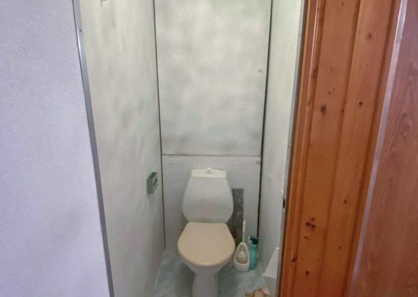 Ponúkame Vám na predaj 3-izbový byt na Ždiarskej ulici v mestskej časti Nad jazerom, Košice