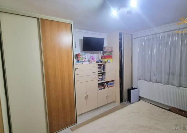 REZERVOVANÉ!! Na predaj 2- izbový byt na ulici Komenského s teraskou a záhradkou 