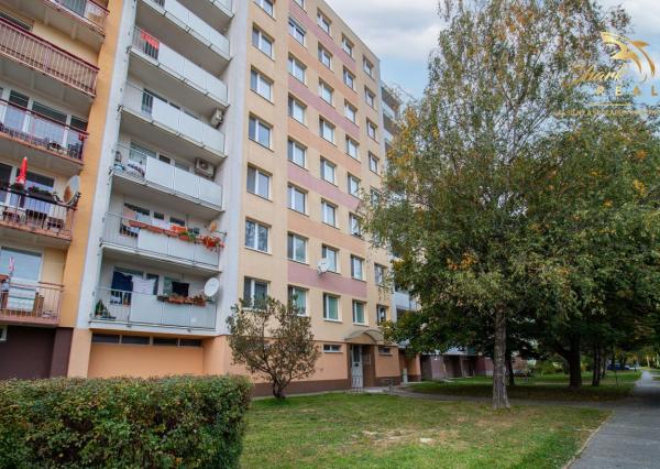 Priestranný 3-izbový byt s panoramatickým výhľadom 