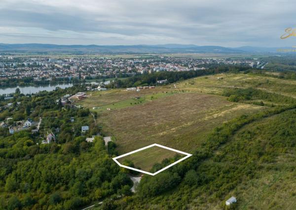 Exkluzívny investičný pozemok na Červenej Veži