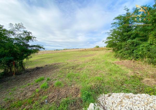 Exkluzívny investičný pozemok na Červenej Veži