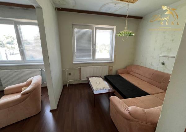 ZNÍŽENÁ CENA - Presvetlený 4 izbový rodinný dom s garážou