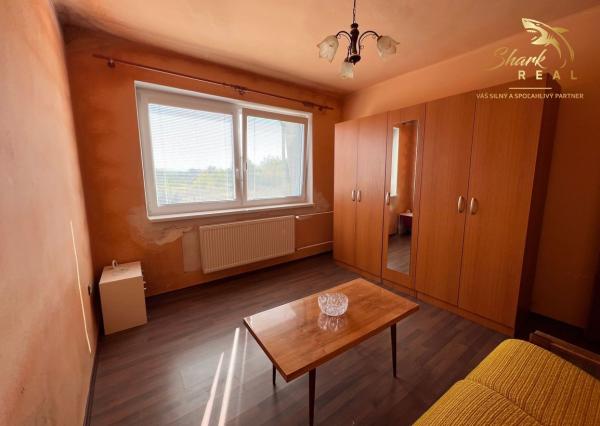 ZNÍŽENÁ CENA - Presvetlený 4 izbový rodinný dom s garážou