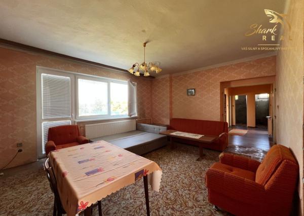 ZNÍŽENÁ CENA - Presvetlený 4 izbový rodinný dom s garážou