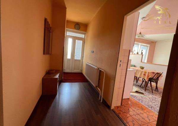 ZNÍŽENÁ CENA - Presvetlený 4 izbový rodinný dom s garážou