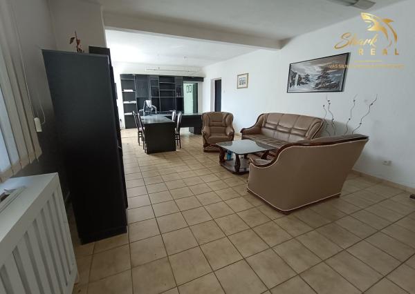 Administratívna budova