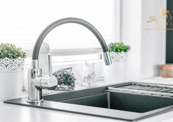 Exkluzívna Novostavba s Pozemkom v Obci Veselé