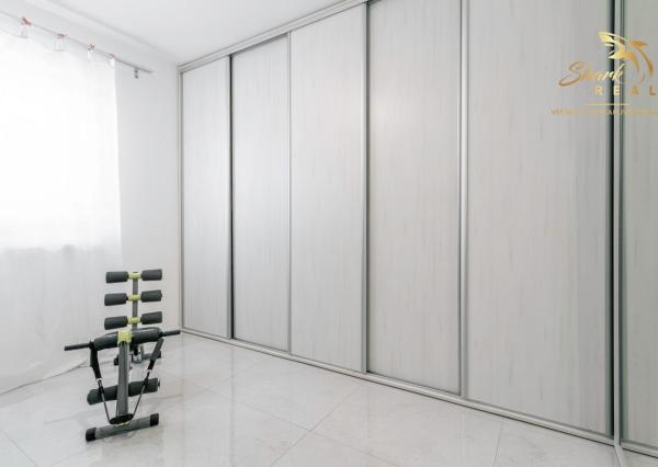 Exkluzívna Novostavba s Pozemkom v Obci Veselé