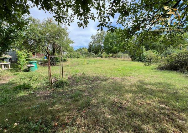 Pozemok na stavbu chatky s možnosťou zastavať až 96m2 