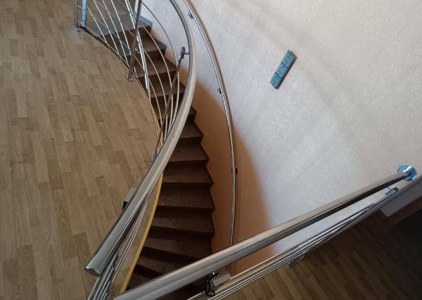 Administratívno-apartmánová budova