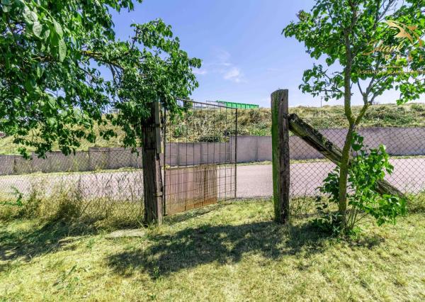 ZNÍŽENÁ CENA - EXKLUZÍVNE: Záhrada s murovanou chatkou – Špačince, Dolný mlyn – len 5 minút od Trnavy!