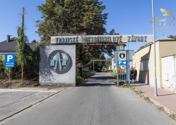 Hala s pozemkami v priemyselnej zóne v Trnave
