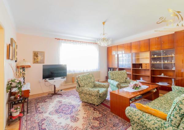 KRÁSNY rodinný dom v atraktívnej obci BANKA