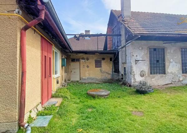 Nová cena! Rodinný dom v centre Žarnovice – ideálny aj na podnikateľské účely