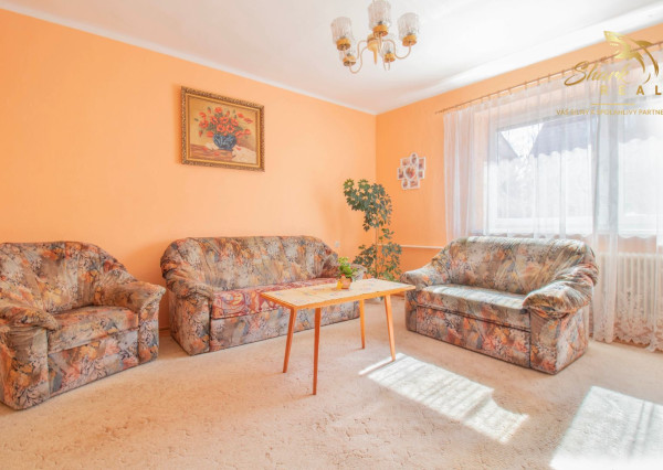 Čiastočne zrekonštruovaný dom vo výbornej lokalite s garážou