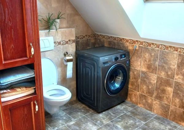 REZERVOVANÉ! Výnimočný rodinný dom v krásnej prírode Štiavnických vrchov