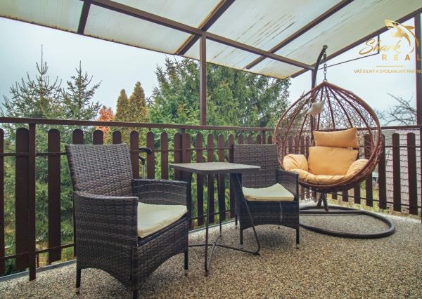 Priestranný rodinný dom v Hornej Strede s veľkým pozemkom