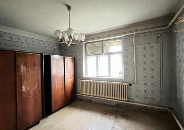 Rodinný dom s novou strechou