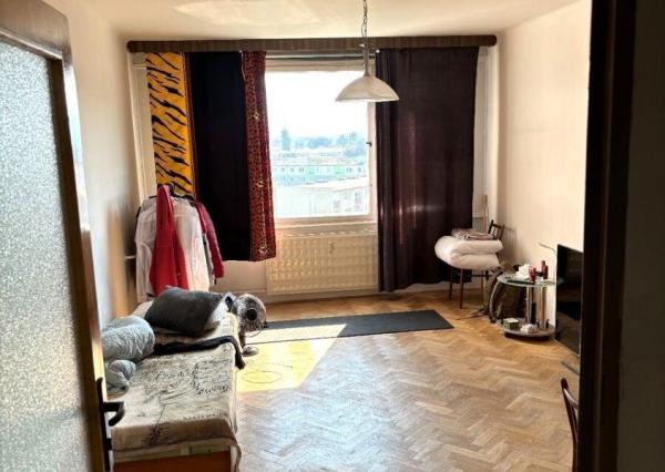 2 IZBOVÝ BYT - S 2 BALKÓNMI S KRÁSNYM VÝHĽADOM - VÝBORNÁ LOKALITA