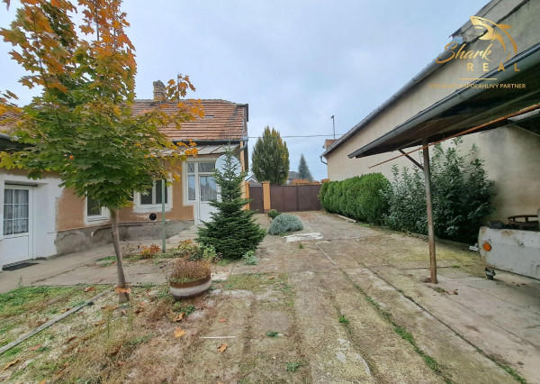 Rodinný dom s pozemkom vhodným na podnikanie