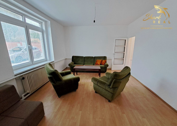 Rodinný dom s pozemkom vhodným na podnikanie