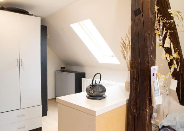 Nová cena! Zaujímavý rodinný dom v nádhernej prírode