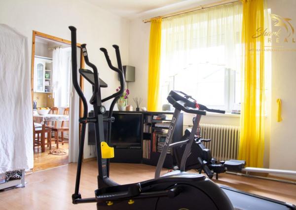 Nová cena! Zaujímavý rodinný dom v nádhernej prírode