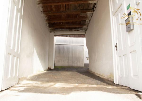 Nová cena! Zaujímavý rodinný dom v nádhernej prírode