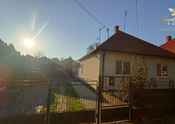 Nová  cena! Príjemný rodinný dom vhodný na nasťahovanie