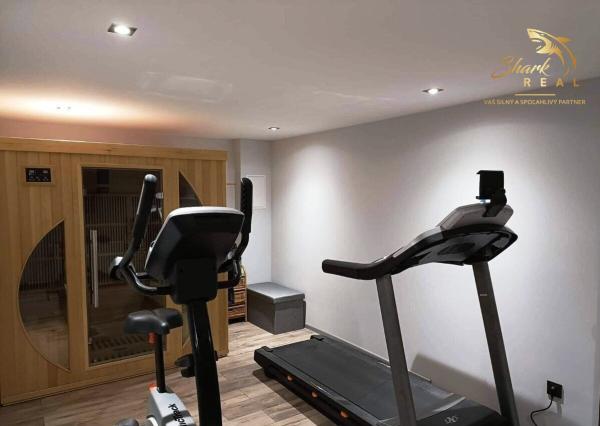 SHARK REAL ponúka výnimočná nehnuteľnosť s bazénom a pozemkom 2500m2