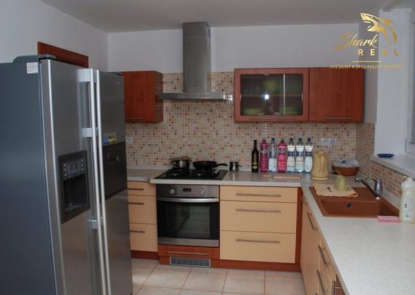 VILLA PARIS v rezidenčnej časti kúpeľného mesta Piešťany