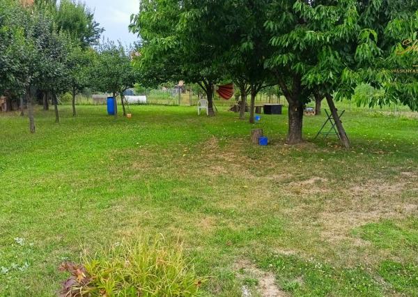 Krásny vidiecky dom s rozsiahlym pozemkom