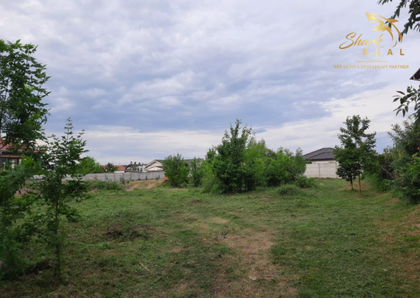 Stavebný pozemok vo Veľkom Cetíne