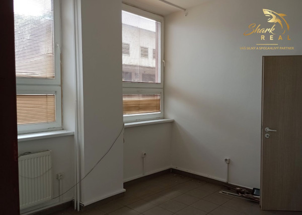 Na prenájom kancelária na prízemí