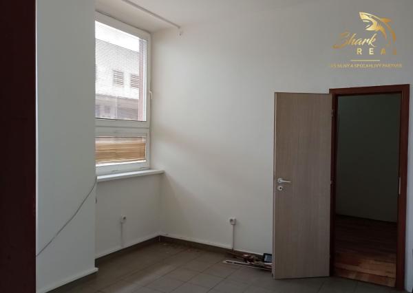 Na prenájom kancelária na prízemí