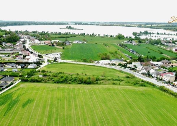 TOP CENA,  stavebný pozemok 4781m2 aj  pre developerov