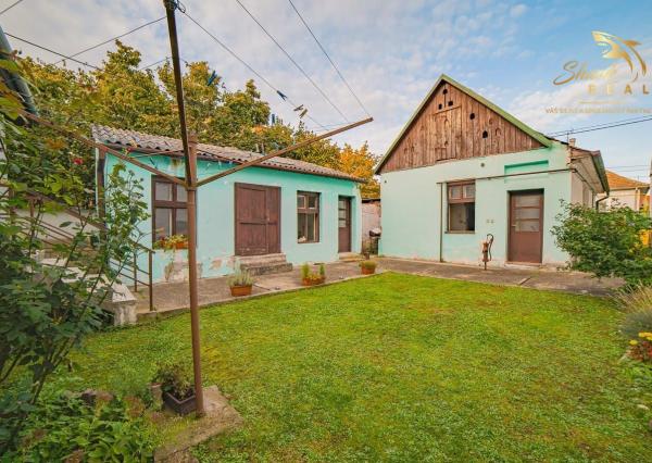 Poschodový dom v tichej lokalite Piešťan